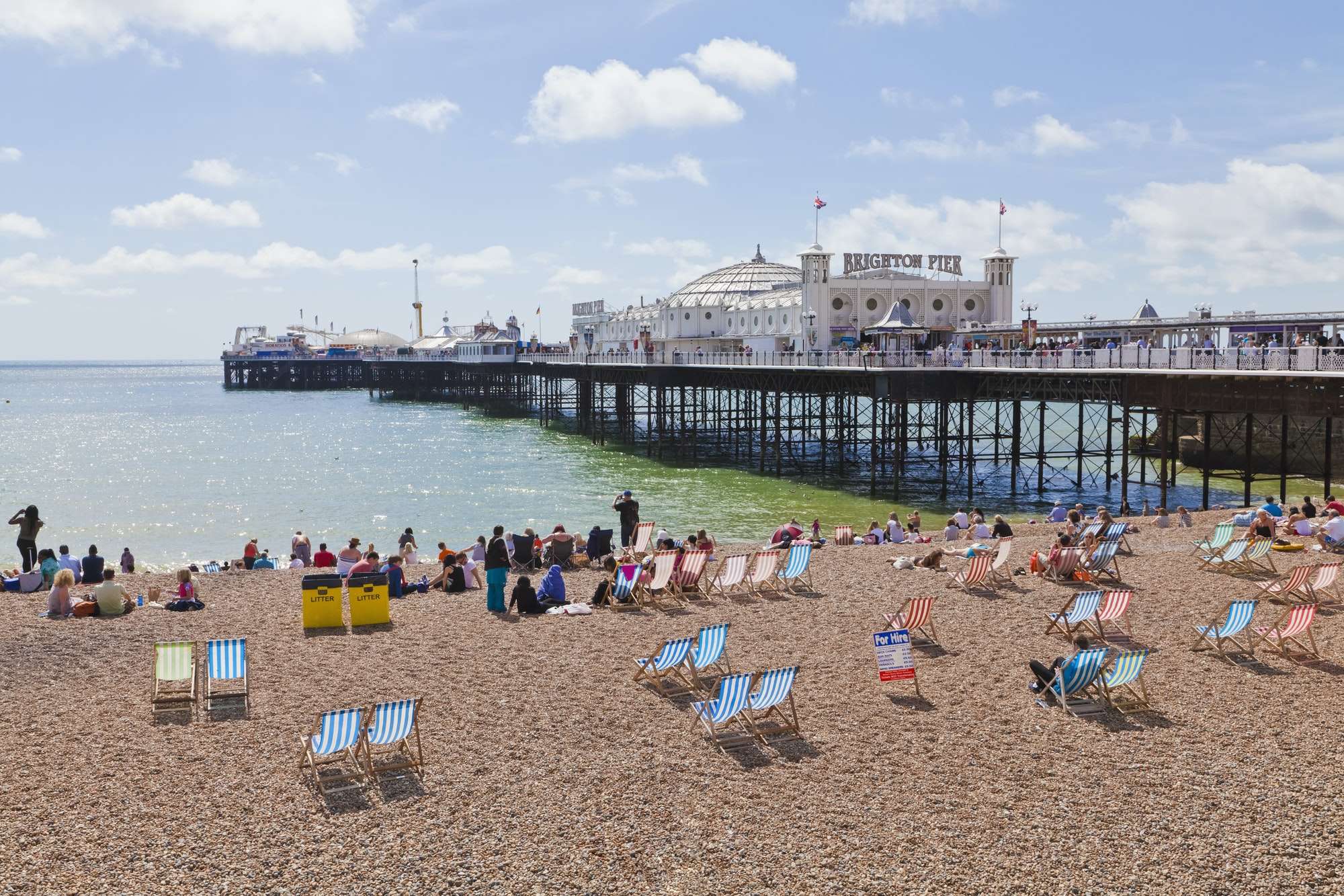 Engladn, Sussex, Brighton, View of beach at Brighton Pier